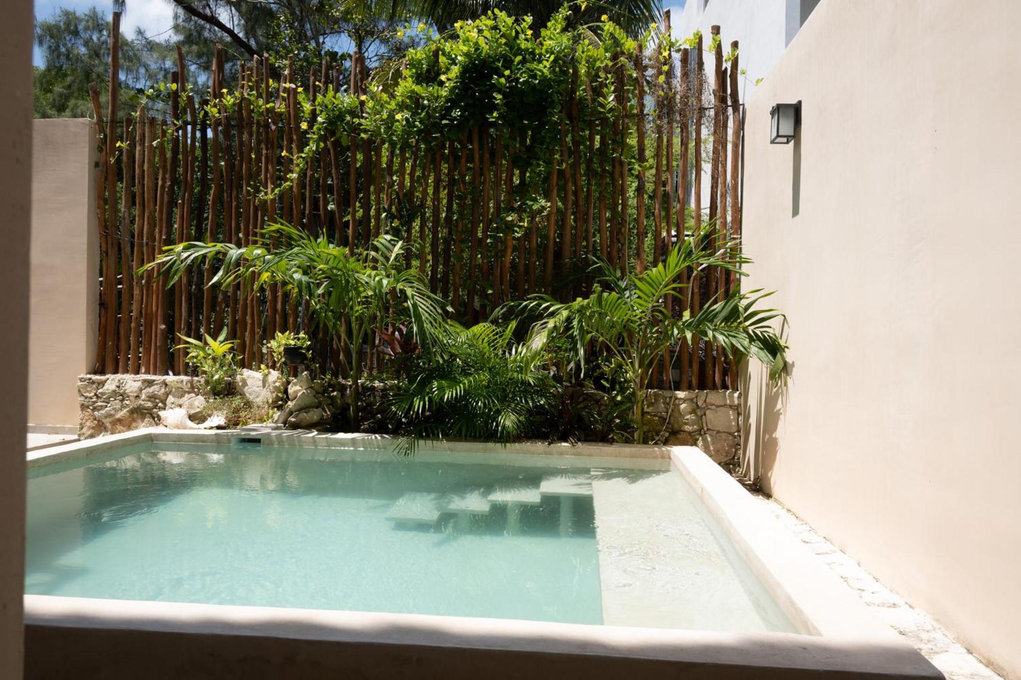 Yax Kiin Casa Boutique Hotel Puerto Morelos Exterior photo